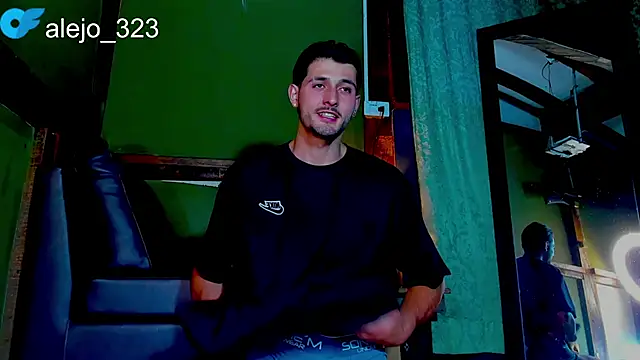 alejo  323   online show from 28, 4, 2026