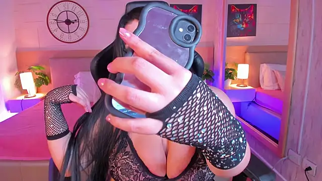 Snapshot of Meloddy_Rose chatting on 11, 9, 2025 Meloddy Rose online show from 11, 9, 2025