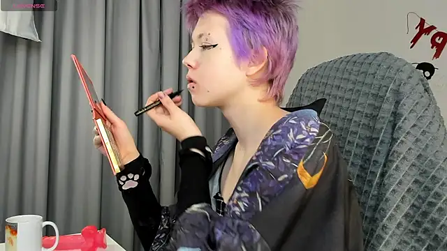 CarolineRichter online show from 2, 11, 2025