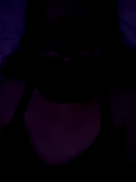 Lyz3t772 online show from 24, 9, 2025