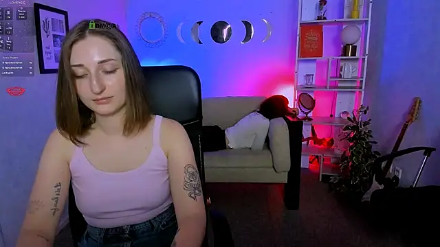 eva smiith  online show from 28, 7, 2026