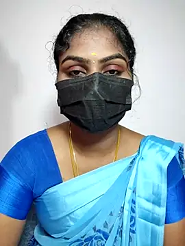 Snapshot of Tamil_Princess12 chatting on 17, 10, 2025 Tamil Princess12 online show from 17, 10, 2025