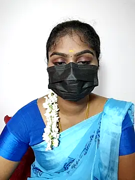 Snapshot of Tamil_Princess12 chatting on 21, 11, 2025 Tamil Princess12 online show from 21, 11, 2025