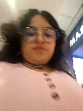 lulukawai16 online show from 18, 12, 2025