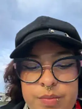 lulukawai16 online show from 28, 4, 2026