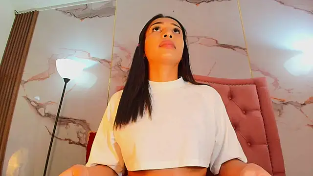 AlyaThompson online show from 25, 4, 2026