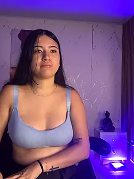 Snapshot of chloekitty69 chatting on 30, 10, 2025 chloekitty69 online show from 30, 10, 2025