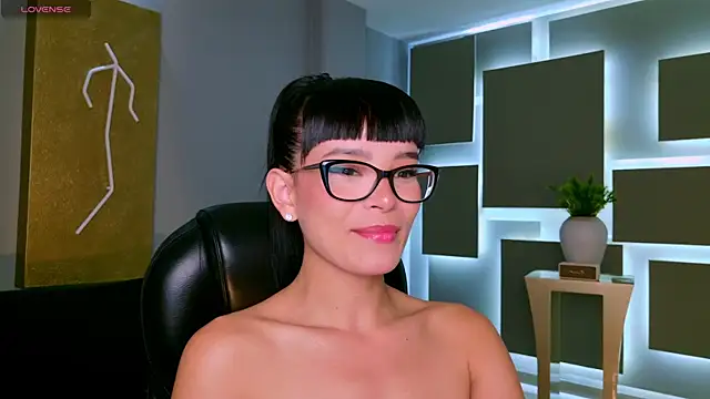 AgathaKondo  online show from 14, 1, 2026