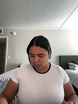 Curvyhot1315 online show from 26, 9, 2025