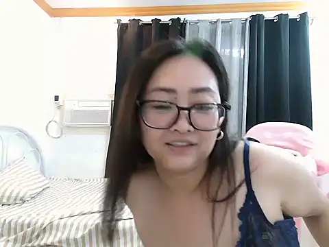 Wetmedaddyxxx online show from 8, 6, 2026
