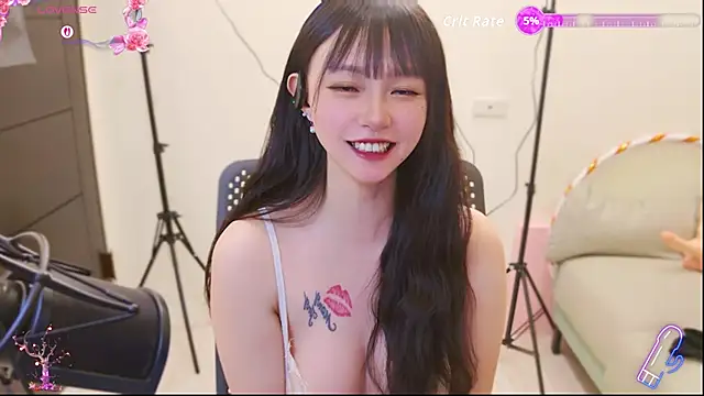 Yucheng  520 online show from 23, 4, 2026