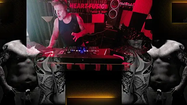 Wir2002Paar online show from 25, 10, 2025