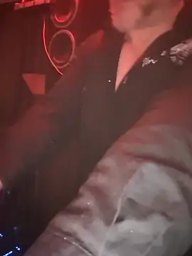 Wir2002Paar online show from 26, 10, 2025