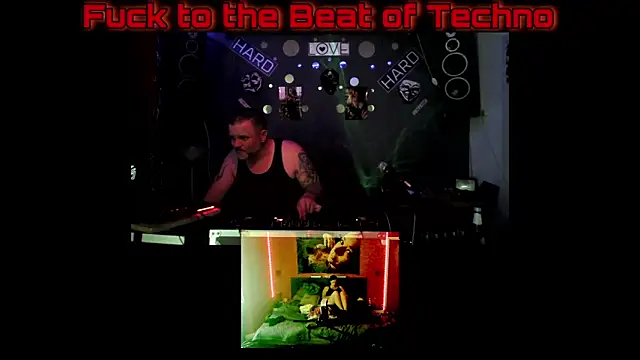 Wir2002Paar online show from 24, 5, 2026