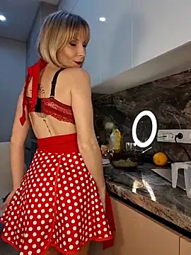 ThalinaFlame online show from 6, 2, 2026