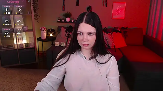 Michela Fruet online show from 3, 10, 2025