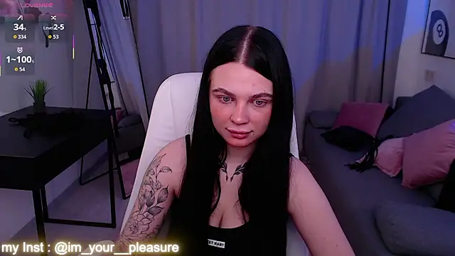 Michela Fruet online show from 17, 2, 2026