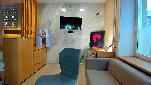 miss bubbles  online show from 12, 9, 2025