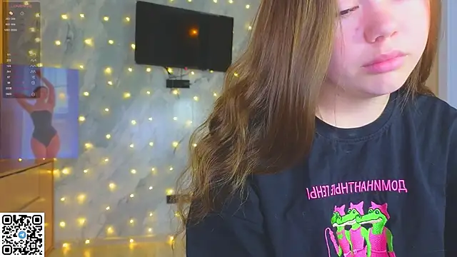 miss bubbles  online show from 18, 12, 2025