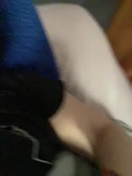 snow doll online show from 23, 4, 2026