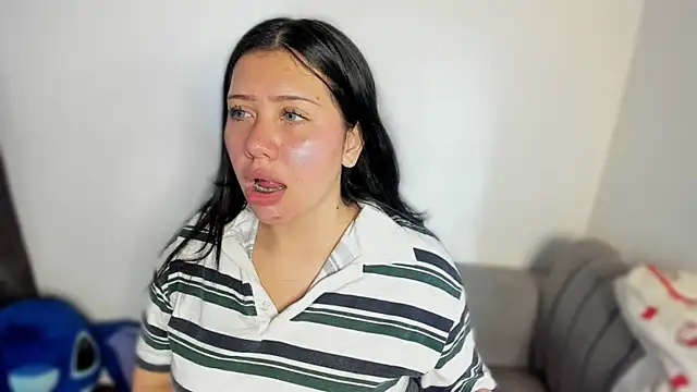 snow doll online show from 24, 4, 2026