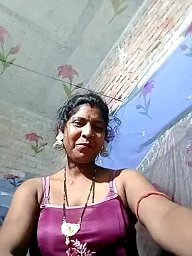 Snapshot of Savita992 chatting on 30, 4, 2026 Savita992 online show from 30, 4, 2026