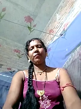 Snapshot of Savita992 chatting on 7, 5, 2026 Savita992 online show from 7, 5, 2026
