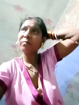 Snapshot of Savita992 chatting on 2, 6, 2026 Savita992 online show from 2, 6, 2026