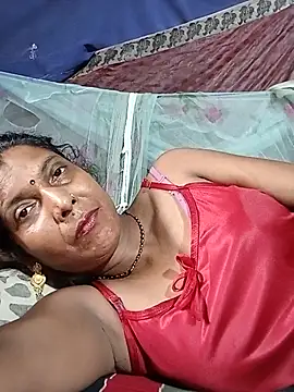 Snapshot of Savita992 chatting on 5, 6, 2026 Savita992 online show from 5, 6, 2026