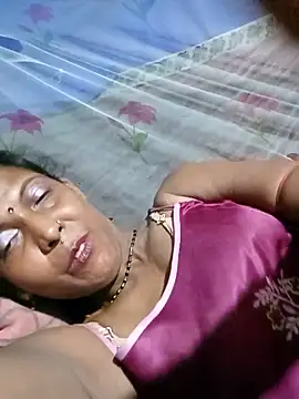 Snapshot of Savita992 chatting on 11, 6, 2026 Savita992 online show from 11, 6, 2026