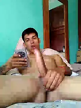 frankitocam4 online show from 13, 3, 2026