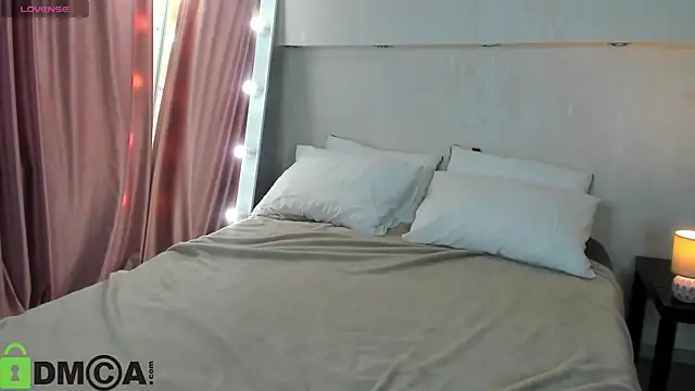 Adelina Bliss online show from 27, 4, 2026