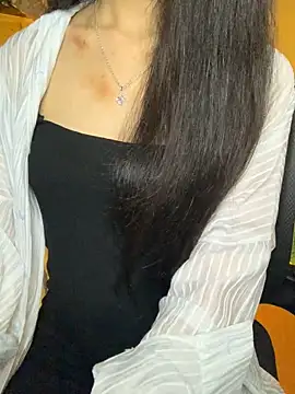 Nhinhi18 online show from 20, 10, 2025