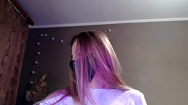 Iris lave online show from 15, 4, 2026