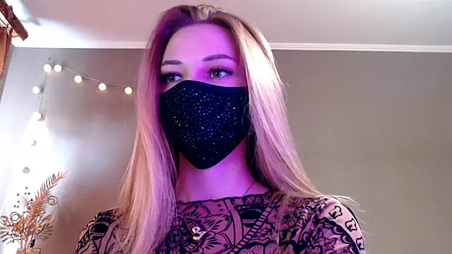 Iris lave online show from 25, 4, 2026