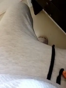 hackyourpussyxh online show from 17, 1, 2026