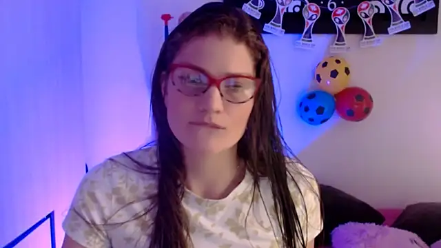 Camila-ventura online show from 29, 6, 2026