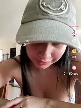 lucy grey25 online show from 6, 5, 2026