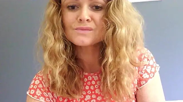 Snapshot of Ginger-bb chatting on 3, 7, 2026 Ginger-bb online show from 3, 7, 2026