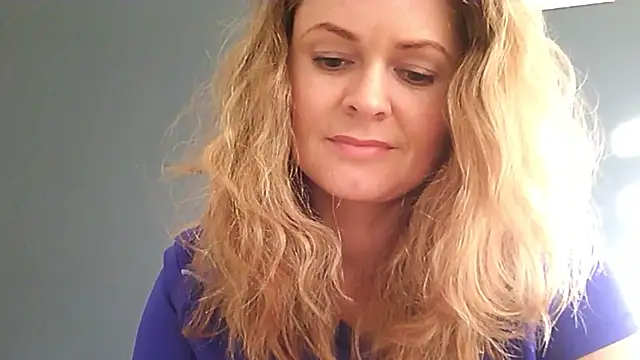 Snapshot of Ginger-bb chatting on 4, 7, 2026 Ginger-bb online show from 4, 7, 2026