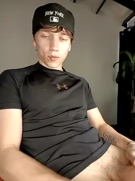 Logan sixxer online show from 15, 12, 2025