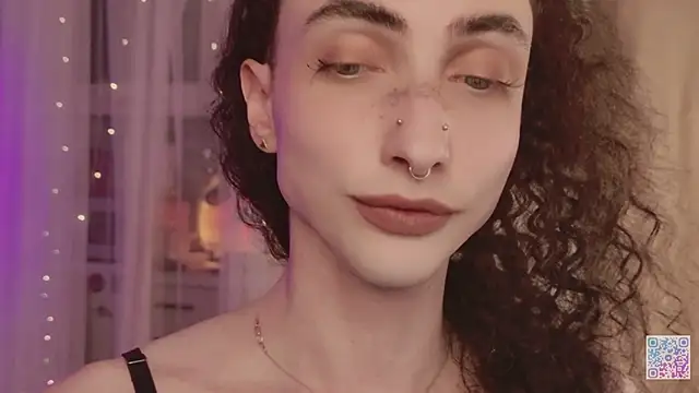 Queen of tease online show from 20, 6, 2026