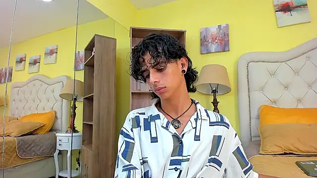 Ibratxandy online show from 15, 10, 2025