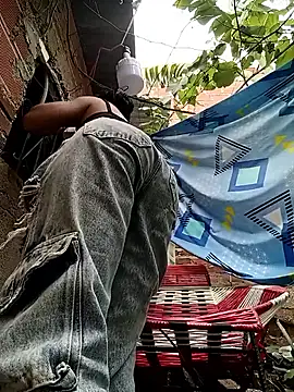 Rous-squir online show from 10, 9, 2025