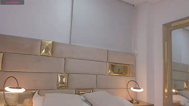 lesly cutee online show from 23, 4, 2026