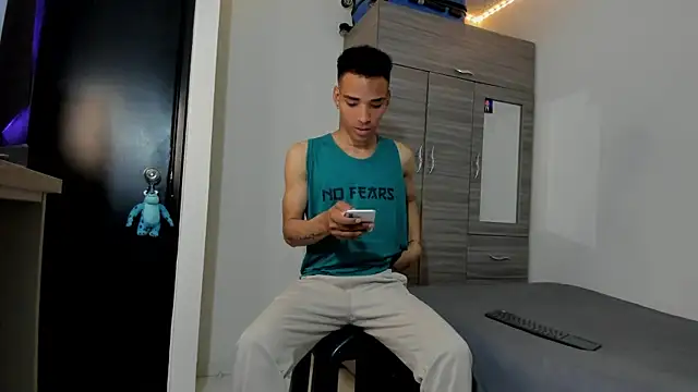 Snapshot of kenan_2601 chatting on 28, 9, 2025 kenan 2601 online show from 28, 9, 2025