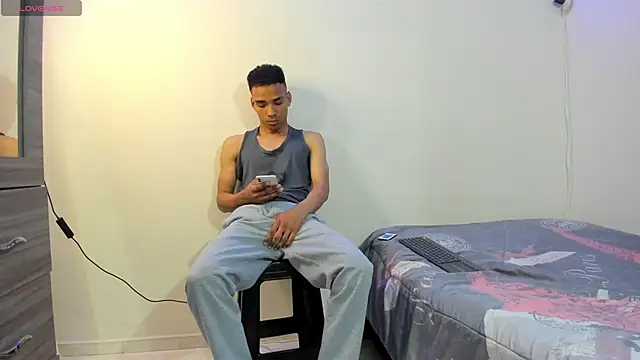 Snapshot of kenan_2601 chatting on 29, 10, 2025 kenan 2601 online show from 29, 10, 2025