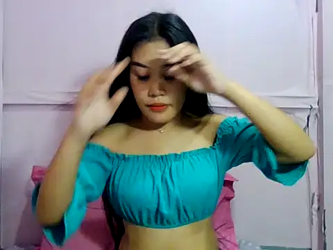 YourWildestDoll online show from 21, 4, 2026