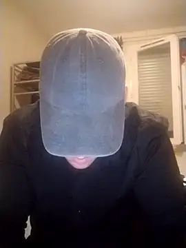 Snapshot of JuicyBigcock@xh chatting on 7, 10, 2025 JuicyBigcockxh online show from 7, 10, 2025