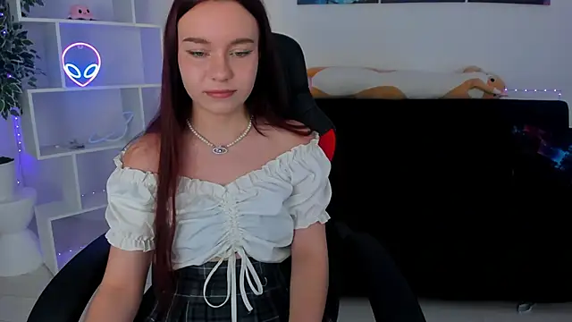 Snapshot of NoraHaynes chatting on 29, 9, 2025 NoraHaynes online show from 29, 9, 2025